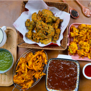 Pakoras - 10 pieces $ 4.00